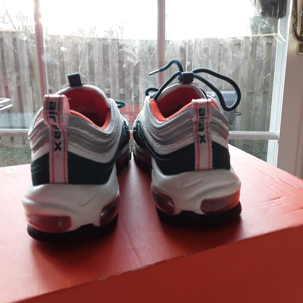 Air Max 97 'Miami Dolphins'

- youth size 4.5 - Picture 6 of 10